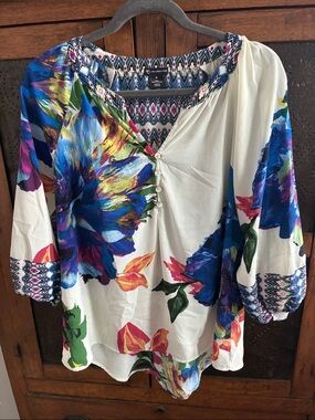 new directions White Floral V-Neck Blouse with Multicolor Bloom